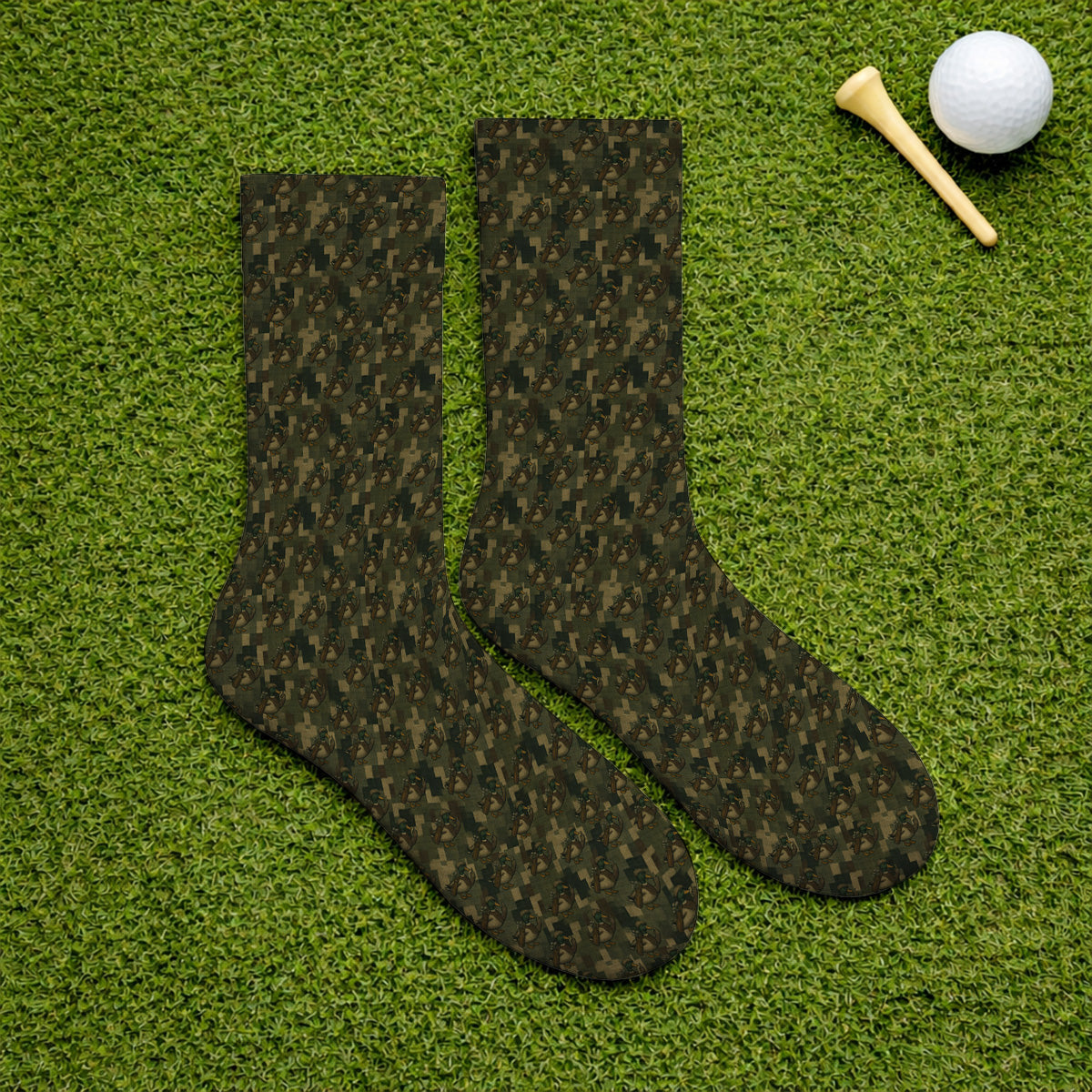 Duck Hunter Golf Sock, Funny Mallard Camo Pattern Socks, Unique Gift For Hunting & Golf Lovers